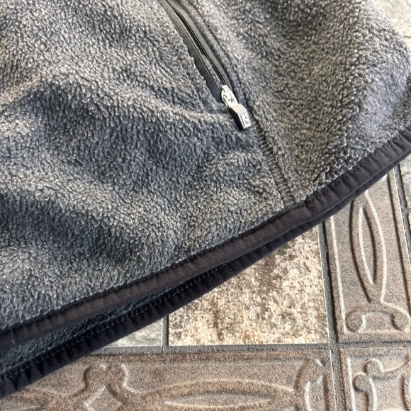 Women’s Cutter & Buck Fleece Jacket - Picture 7 of 13